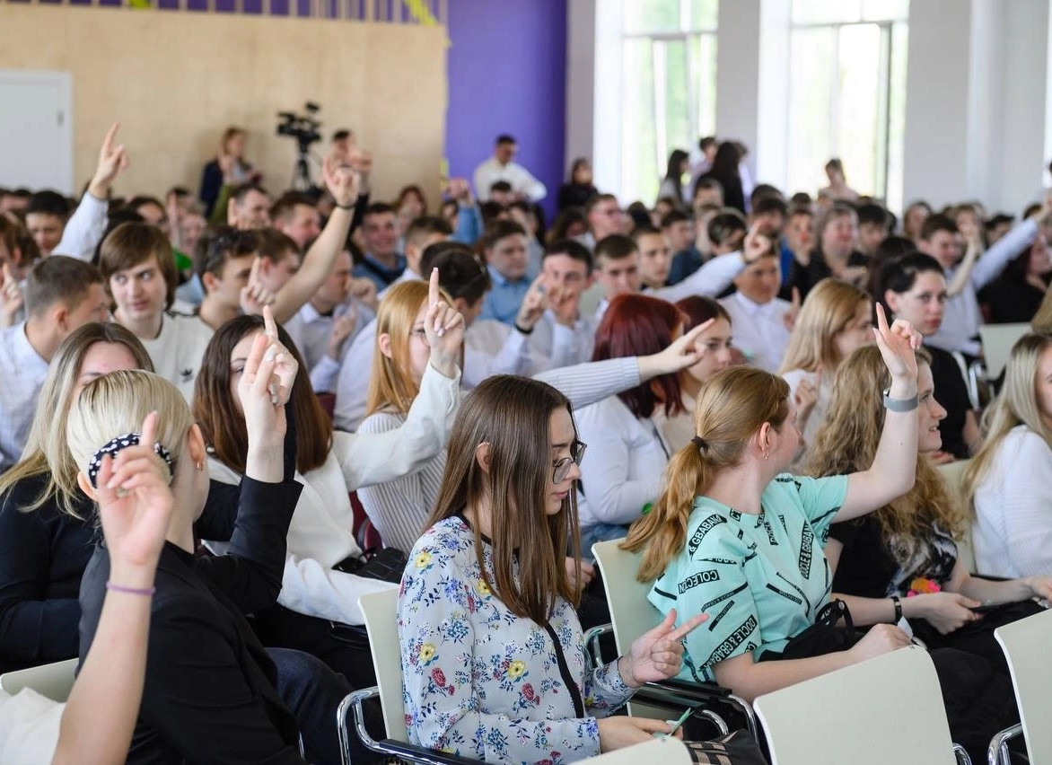 межрегиональный экономический форум «Бизнес-зарядка» проходит в Липецке - фото - 1